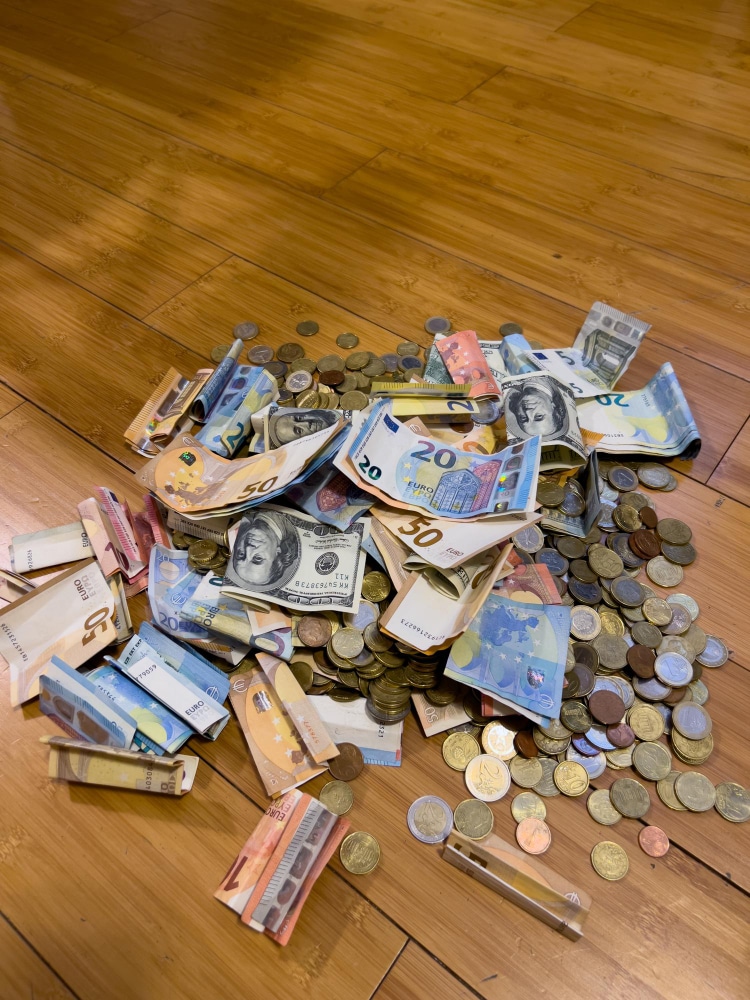 zbieranie złomu, złomowisko, recykling metali, sprzedaż złomu, cena miedzi