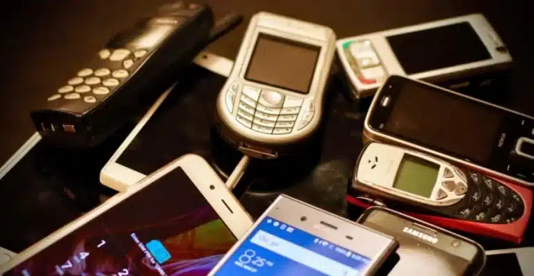 recykling metali, złom metalowy, skup złomu w Londynie, elektronika do recyklingu, jak zarobić na złomie