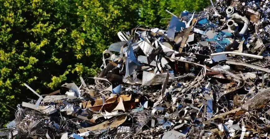 cena ołowiu za kilogram, złom ołowiu, odbiór złomu Londyn, akumulatory ołowiowe, ceny złomu w Londynie, skup złomu ołowiu, recykling metali nieżelaznych