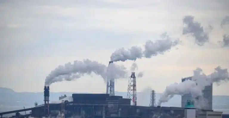 zanieczyszczenie w fabryce, zanieczyszczenia w fabrykach, zanieczyszczenia w fabryce, recyklingu odpadów, zanieczyszczenie, zmniejszenie zanieczyszczeń, redukcja odpadów, ochrona środowiska, ograniczenie emisji, zanieczyszczenia w fabrykach